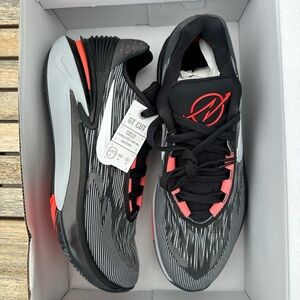 Nike air zoom GT cut 2